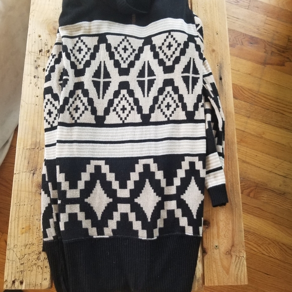 Aztec southwestern design cardigan - Picture 5 of 5